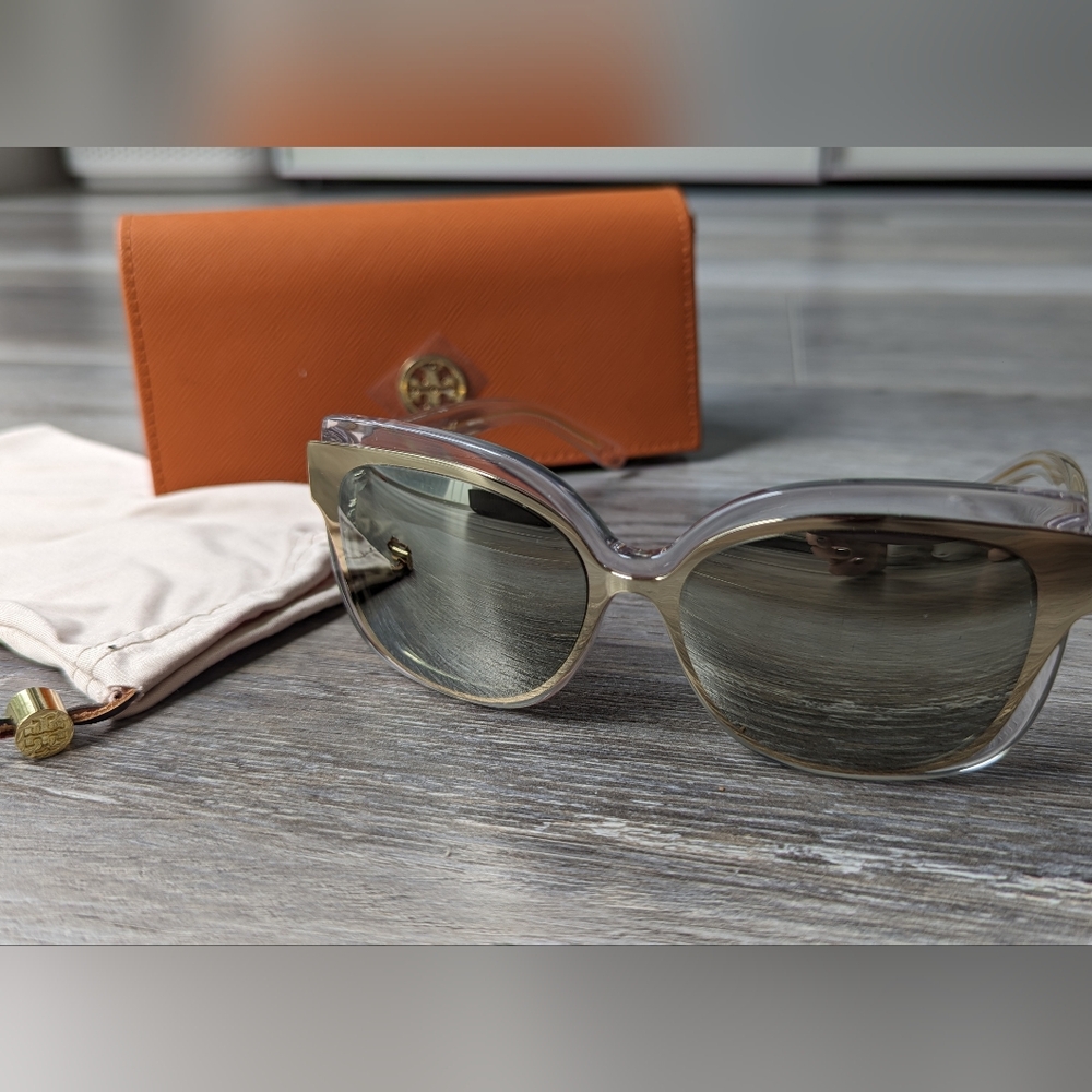 Tory Burch Women's TY9046 Sunglasses